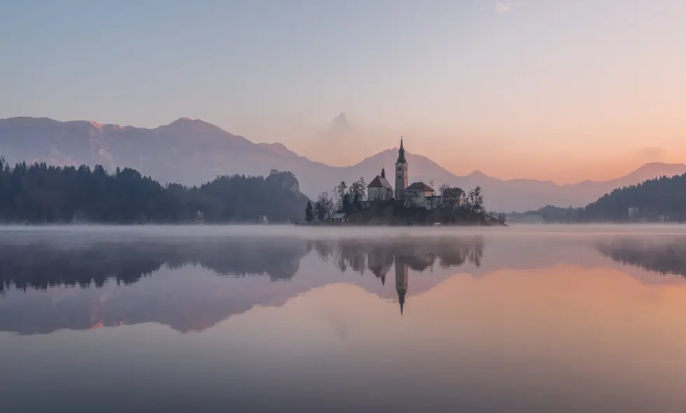 Kupovina vinjete za 2024. godinu - Slovenija. Istraži slovensku autocestnu mrežu i kupi je bilo kada!
